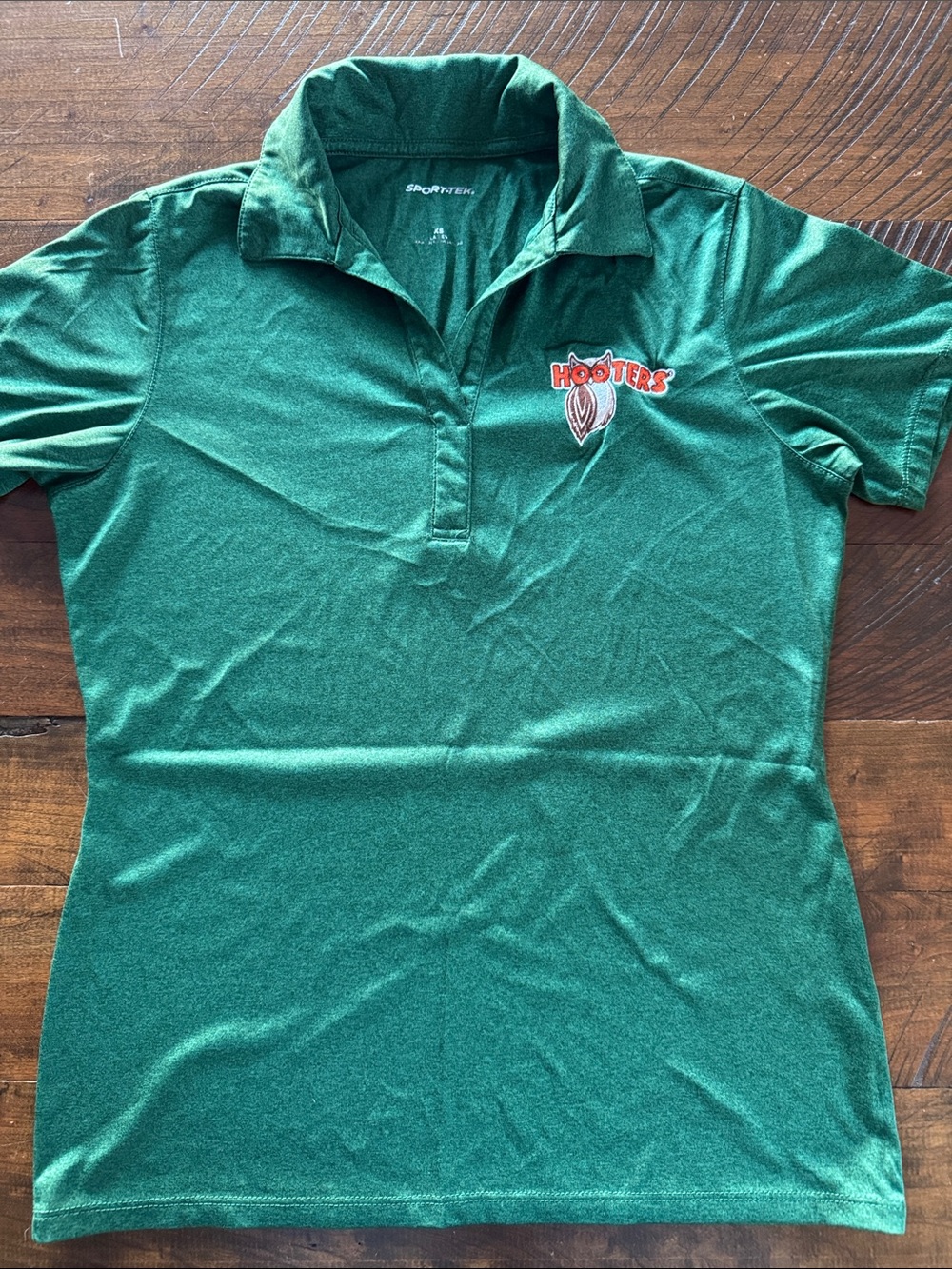 Hooters Women's Green Polo-style Short Sleeve Shirt